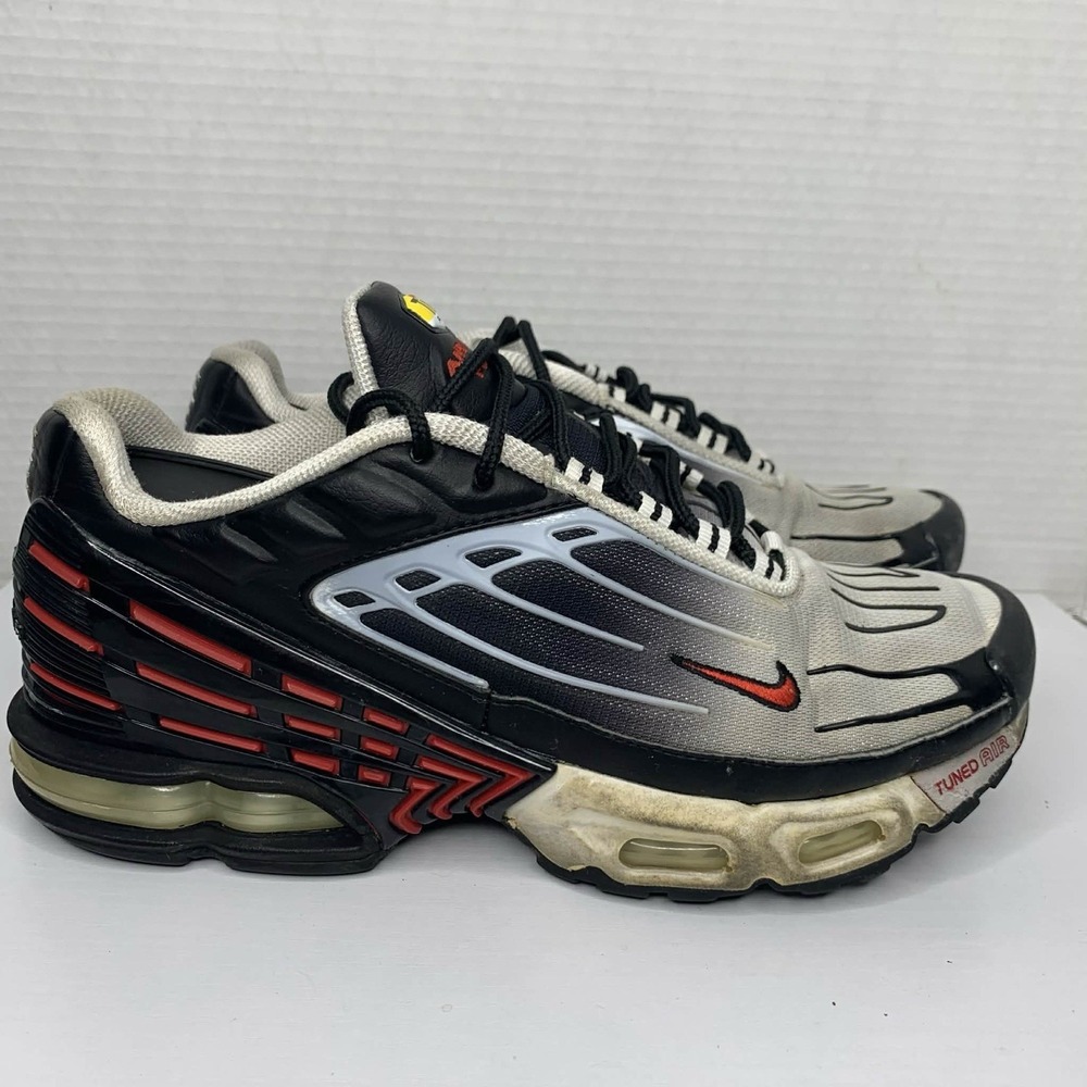 Nike Air Max Plus 3 Black Red White Sneakers